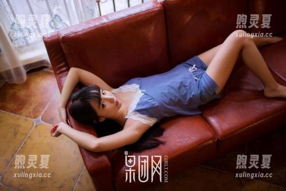 GIRLT果团网 果团网图集更新,红霓裳带你梦回时尚巅峰!