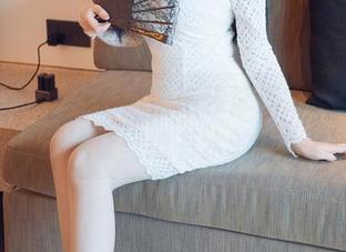 HuaYang花漾 - 柴婉艺泳池之旅：原图竟然能让壁纸有水的感觉？