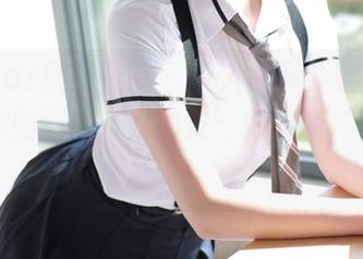 MFStar模范学院 - 双人写真分享，温心怡教你如何把‘好朋友’拍得像‘小情侣’！