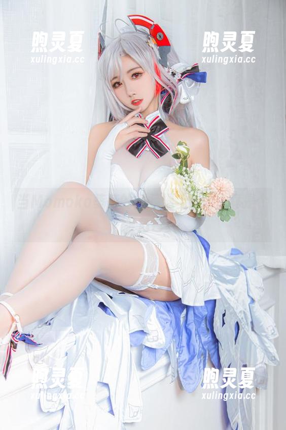 当Momoko葵葵的裸足遇上cos，真是个狠角色