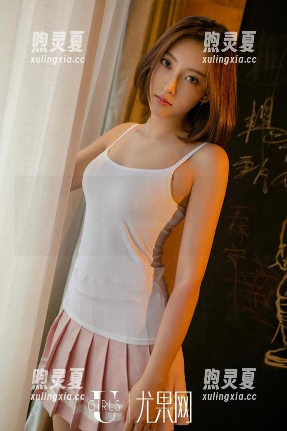 UGirls尤果网-杨漫妮 UGirls尤果网 - “学妹”杨漫妮的美图,仿佛每一张都有她独特的小脾气,照片背后的故事感十足!