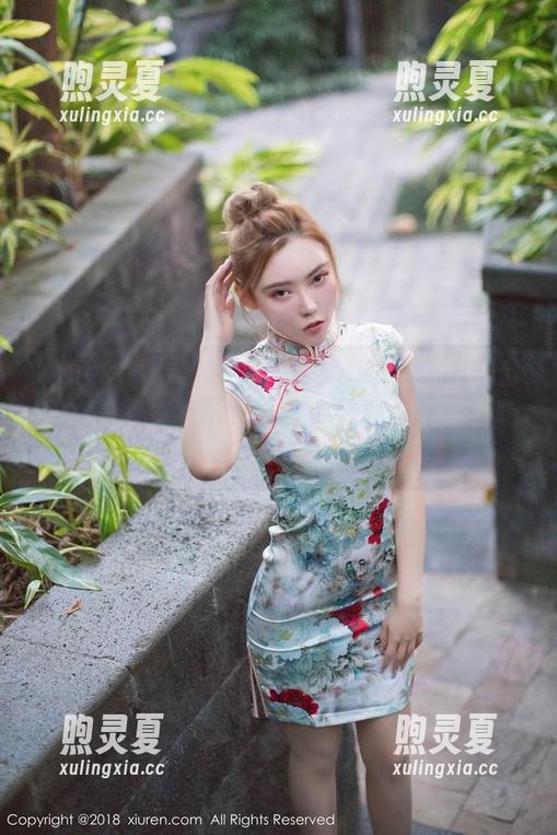 Xiuren秀人网-Mieko林美惠子 Xiuren秀人网 - 厨娘Mieko林美惠子分享的美图,背后藏着多少恰到好处的调味?