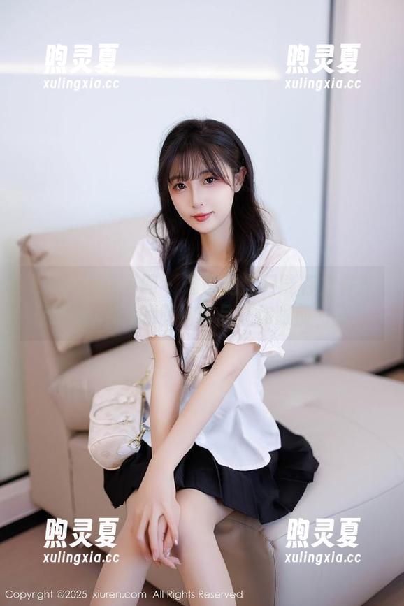 Xiuren秀人网-伊思思niko Xiuren秀人网 - 谁说网盘只能存文件?伊思思niko的旗袍作品让你眼前一亮!