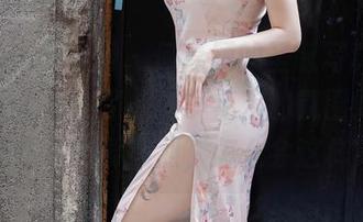 Xiuren秀人网 - 何嘉颖的圣诞写真，精选到我心里去了，咳…年末的氛围好像比我想象的要强烈，怎么会这样？