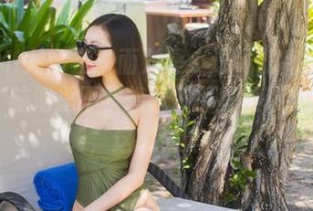 YouMi尤蜜荟 - 面对是小逗逗的高清纯白写真，脑海里不禁想起了那些柔和的春天，啊，这感觉真好！