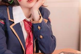 sally多啦雪最新女仆套图上线，梦中偶遇的少女感，怎么就抵不住这样的吸引力！