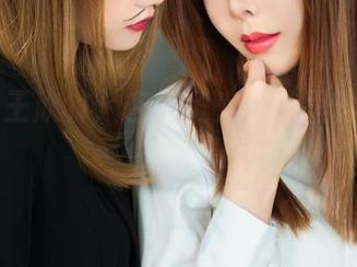 丽柜 - 王欣竹：在无圣光的裤里丝中打转的影像