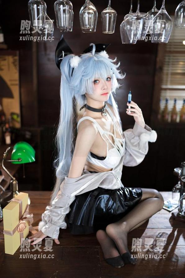 九柒喵黑白写真原图：分享一下，让我们一起感受这份奇妙的黑白幽默！