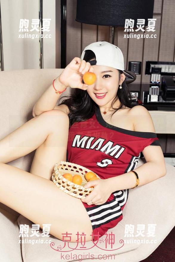 克拉女神 - 依娜丝修女：她的写真是不是让我有点出轨？