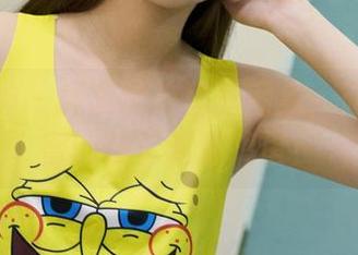 克拉女神 - 钟淇的裤里丝图集：简直是甜蜜的视觉调皮捣蛋！