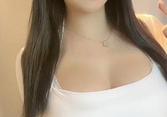 微密圈 - 分享可馨juicy的蓝色诱惑：她在镜头前的审美真让人窒息