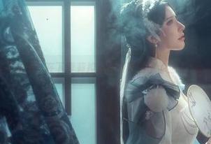 在这条碧蓝航线，在下萝莉控ii最新写真带你感受海风与阳光～