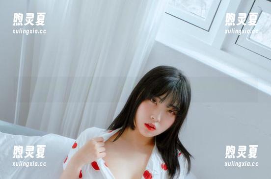 美图实录：宋哈娜(송하나)的夏天，阳光和懒散的完美交融。