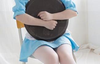 少女秩序 - 从小鱼的镂空定制写真中，我发现了新的审美，哦，原来这样也可以啊！
