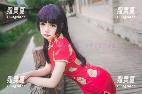 拥有巧克力小圆面包短裙的网盘，今天又要狂补课了！