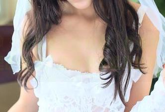 推女神 - 施忆佳全套校服：仿佛她就是教室里的仙女，捧着书本就开始闪光。