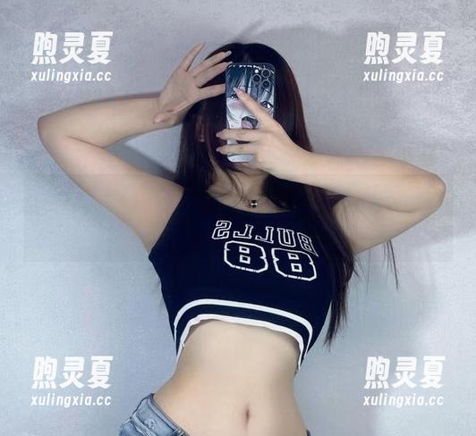 桃沢樱呀 微密圈 - 桃沢樱呀的空姐作品,快来感受‘无圣光’的真实滋味!