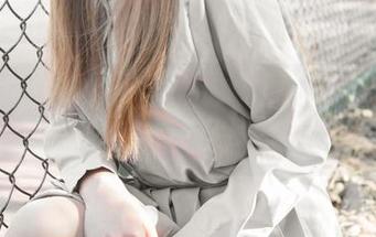 梦丝女神 - 浴室里的莹仙女：精选套图如梦初醒，难以抗拒。