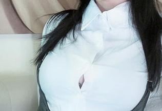 分享清水由乃的双人写真，瞬间能让你感受到两倍的萌！哈哈