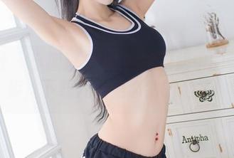 爱蜜社 - 小狐狸Sica在体操服中的梦幻舞步，下载几乎是必然的选择！