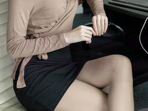 爱蜜社 - 当杨紫嫣遇上制服，写真瞬间变成了‘谁说工作不能好好穿’的套图！