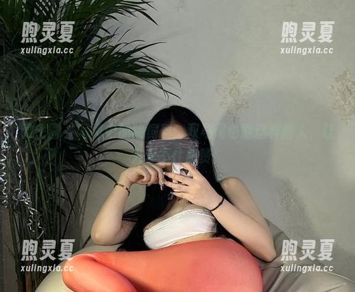 微密圈 - 写真中的猪饲料，双马尾也能这样撩人，让人忍不住想赞！
