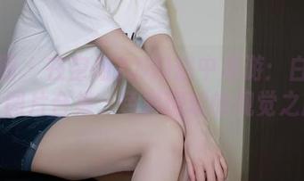 微密圈 - 在空姐2.0幻想中漫游：白龙猫女图片合集，色彩斑斓的视觉之旅