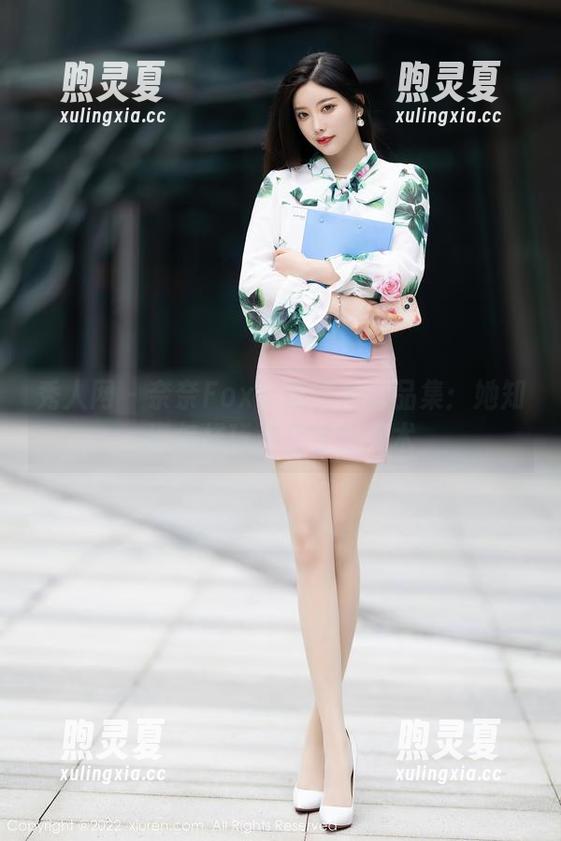秀人网-奈奈Fox 秀人网 - 奈奈Fox最新花嫁作品集:她知道怎样玩弄视觉的艺术