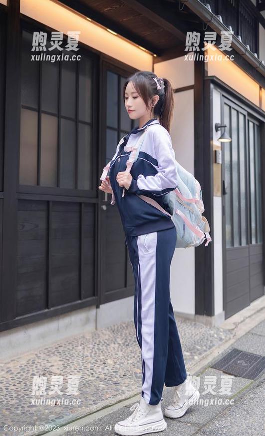 秀人网-娜比 秀人网 - 娜比的内衣作品:轻松上阵,万种风情只在一线间
