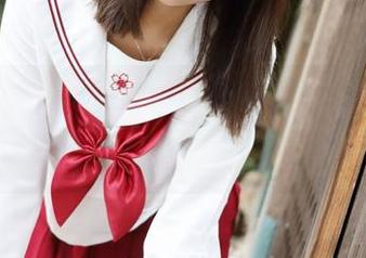 美媛馆 - 走过路过不要错过，伊雨蔓Fiona美脚图库，下载瞬间心情UP！
