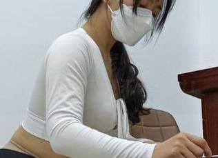 微密圈 - 皮衣+若若老师=瞬间变身街拍潮人，图包下载不可错过！