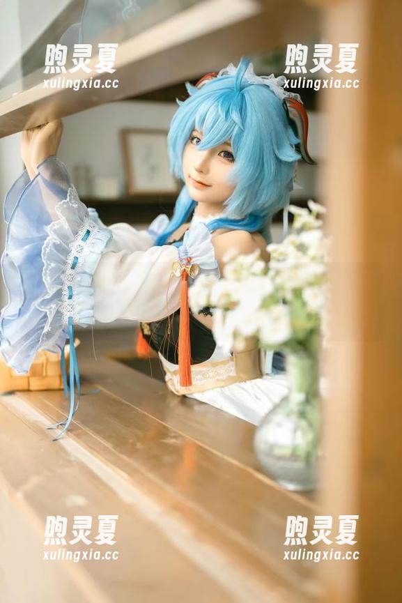 一套校服，万种风情：蠢沫沫的写真图集，值得一看！