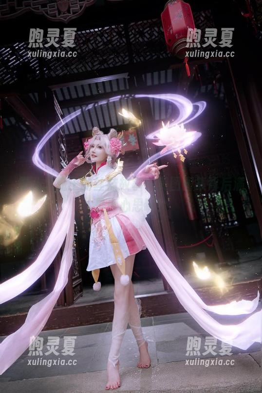 露儿大魔王 露儿大魔王的丝袜故事,美图图集背后满是小心思啊!
