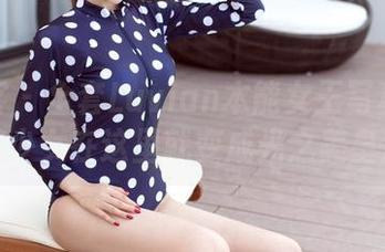 青豆客 - 全套Luvian本能女王写真：光之美少女在这里就变成光之美皇后！